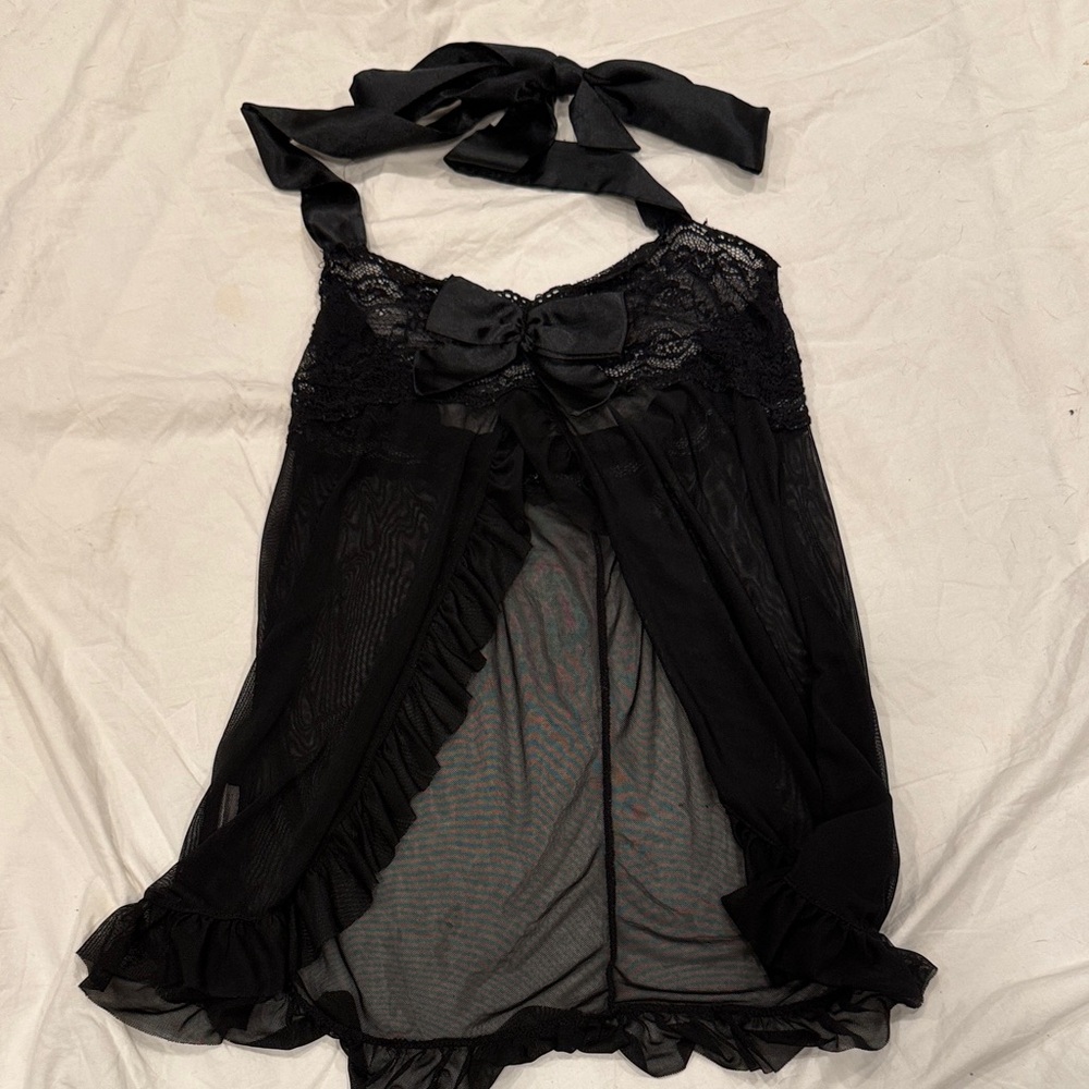Vintage Black Lace Bow Chemise